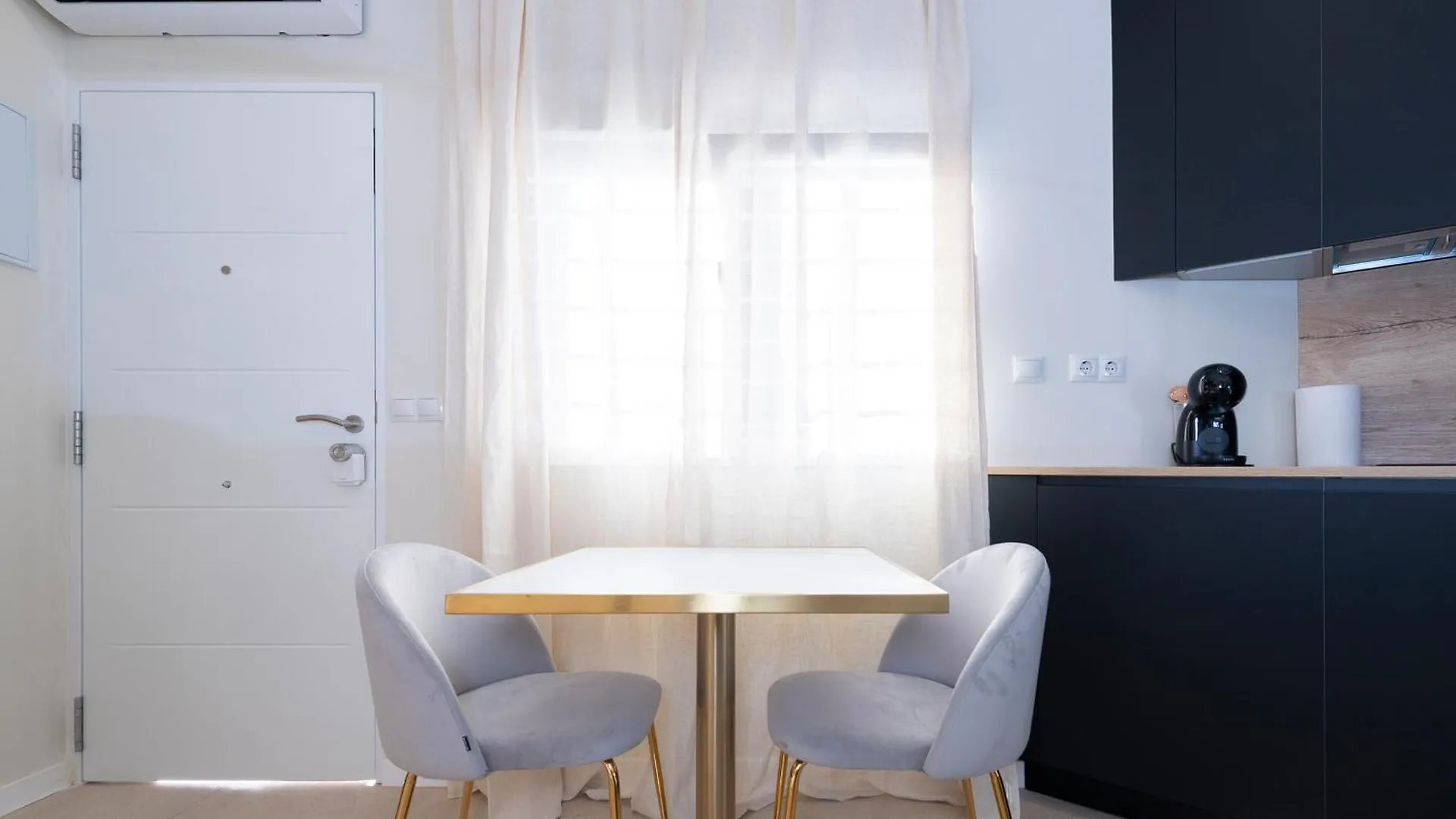 Malaga Boutique V.V Luxury Jacuzzy Apartman 0*,  Spanyolország